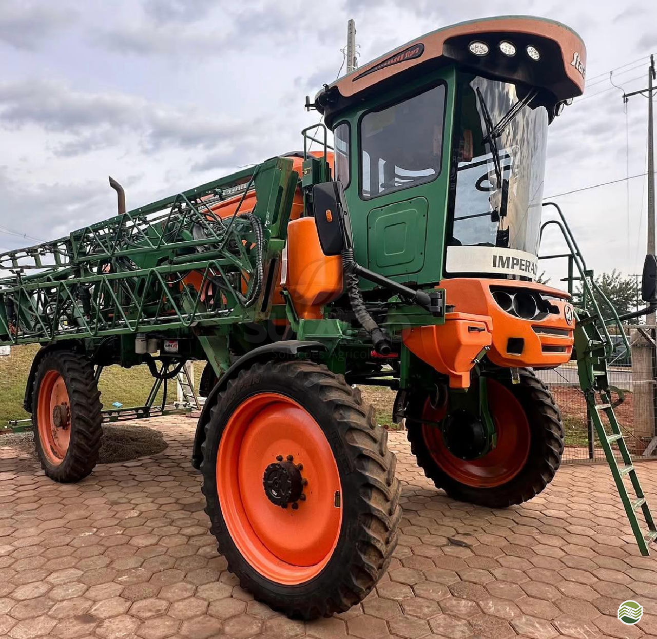 PULVERIZADOR STARA IMPERADOR 3100 Tração 4x4 Sucatão Tratores e Peças IBIPORA PARANÁ PR